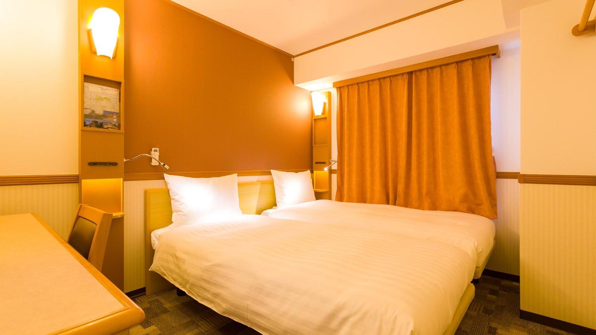 Toyoko Inn Yokohama Tsurumi Eki Higashi Guchi Номер фото